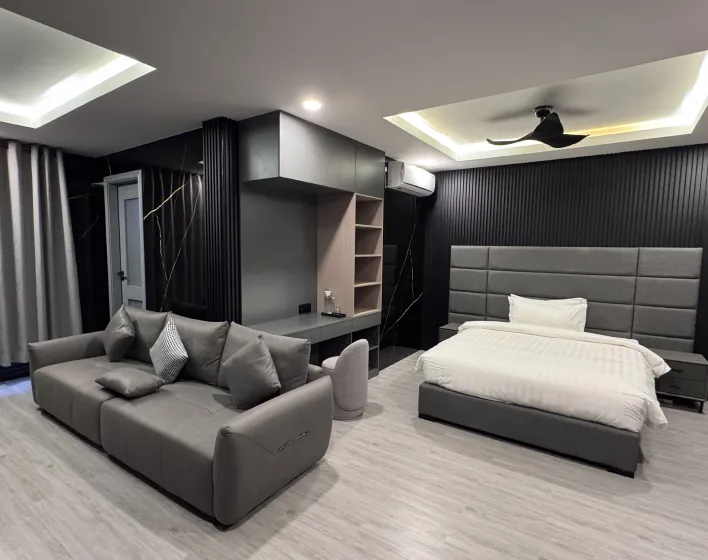 Village Deluxe Suite